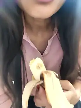 Snapshot of Shalu_G chatting on January 17, 2026, 2:48 am Shalu G online show from January 17, 2026, 2:48 am