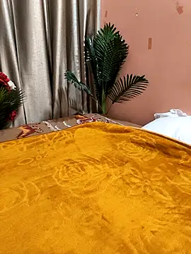 Snapshot of Shalu_G chatting on February 27, 2026, 2:23 am Shalu G online show from February 27, 2026, 2:23 am