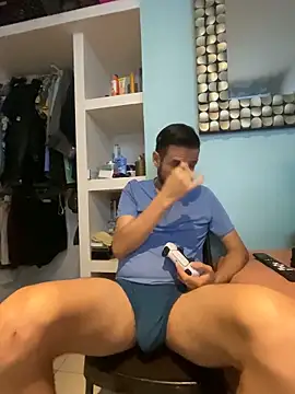 Alexitho25 online show from November 15, 2025, 9:57 am