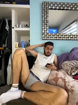 Snapshot of Alexitho25 chatting on February 13, 2026, 8:42 pm Alexitho25 online show from February 13, 2026, 8:42 pm