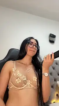 Just Isaa online show from April 8, 2026, 11:50 pm