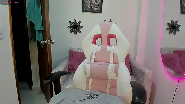 cataleya sub  online show from October 20, 2025, 12:38 pm