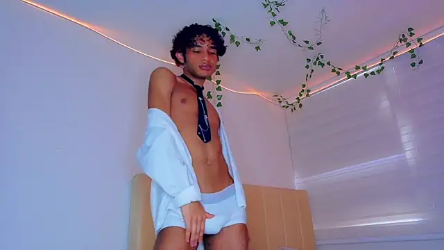 Aaron Wiinter online show from November 6, 2025, 9:08 pm