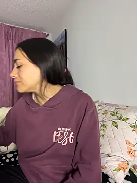 MiaRousexxx  online show from February 26, 2026, 1:27 am