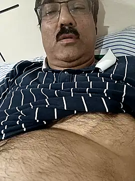 moonflower25 online show from November 13, 2025, 6:01 pm