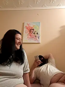 BlacReign online show from October 14, 2025, 6:30 pm