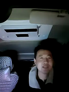 huanhuanaaaaa online show from February 25, 2026, 1:11 pm