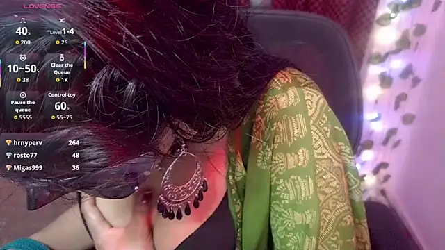 Snapshot of heyy_kiran chatting on February 7, 2026, 9:34 pm heyy kiran online show from February 7, 2026, 9:34 pm