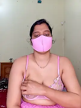 Rose-luckey online show from January 18, 2026, 2:37 am