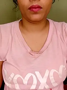 Rose-luckey online show from April 20, 2026, 12:30 pm