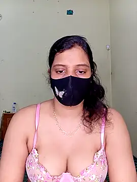 Rose-luckey online show from November 22, 2025, 1:43 pm