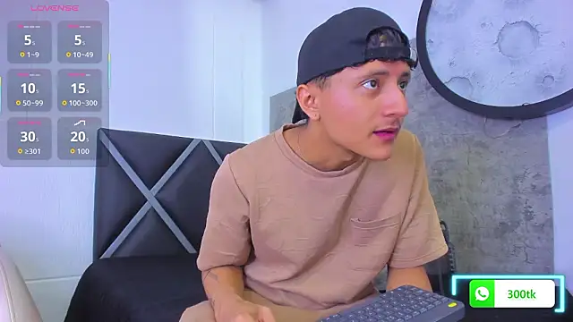  Leohot  online show from March 19, 2026, 3:39 am