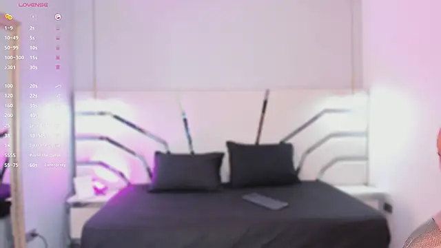 Snapshot of Miranda_becerra chatting on September 28, 2025, 4:36 pm Miranda becerra online show from September 28, 2025, 4:36 pm
