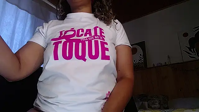 IVONNE COLLINS33 online show from January 17, 2026, 10:35 pm