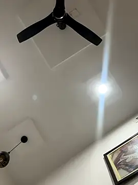 hottestboy03 online show from December 1, 2025, 5:41 am