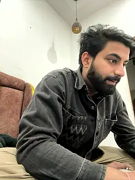 hottestboy03 online show from January 17, 2026, 7:12 am