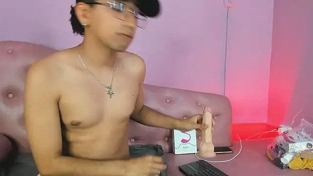 AxelAndJeremy online show from October 13, 2025, 2:57 am