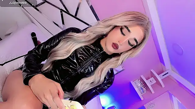 Ariia-janee online show from January 11, 2026, 5:03 am