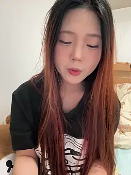 Snapshot of mimi9420 chatting on May 1, 2026, 3:50 pm mimi9420 online show from May 1, 2026, 3:50 pm