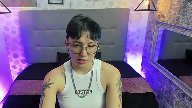 Snapshot of emahills__axelrose chatting on September 25, 2025, 11:11 pm emahills axelrose online show from September 25, 2025, 11:11 pm