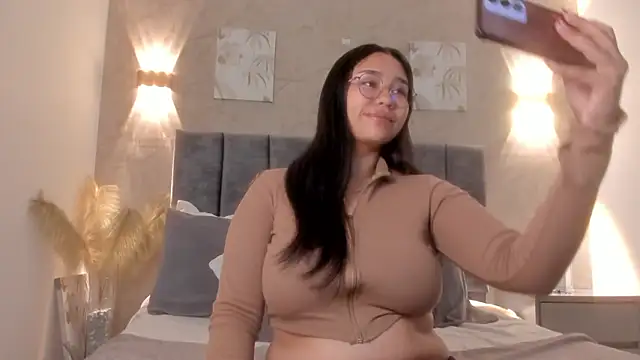 Snapshot of Karoll_Teyes chatting on February 3, 2026, 11:48 am Karoll Teyes online show from February 3, 2026, 11:48 am