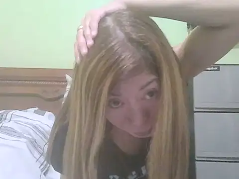 Sexyjenny4u online show from February 22, 2026, 1:13 pm