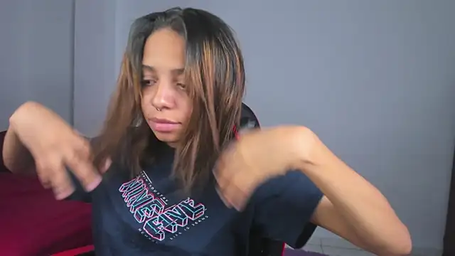 yumi hanna online show from March 27, 2026, 4:21 am