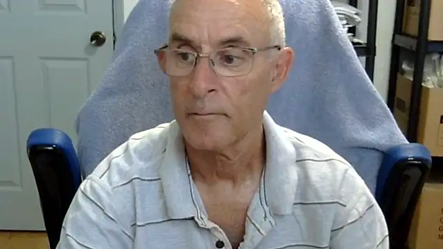 funone1999 online show from April 14, 2026, 11:54 pm