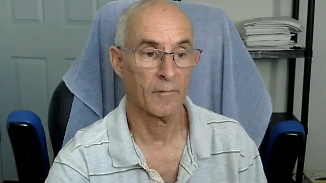 funone1999 online show from December 3, 2025, 8:08 pm