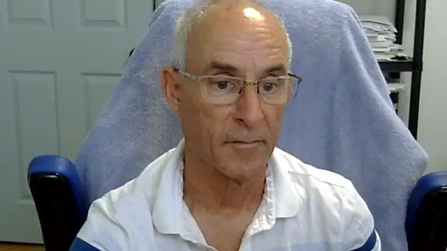 funone1999 online show from September 12, 2025, 11:04 pm