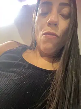 lucioliveira online show from November 2, 2025, 3:17 pm