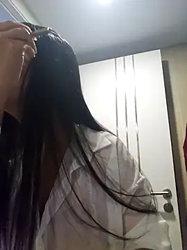 Natural Asian Girl online show from September 9, 2025, 6:45 am