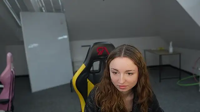 Adele beauty online show from March 31, 2026, 11:23 am