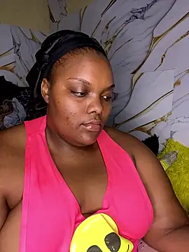 chubbybbw18 online show from April 18, 2026, 5:26 pm