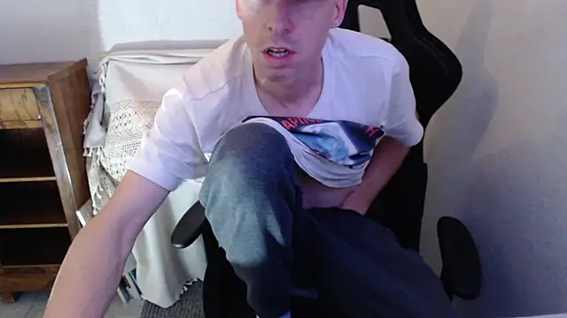 sakiramissy online show from November 15, 2025, 9:08 pm