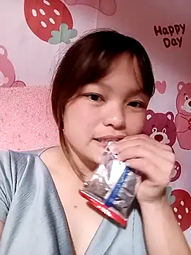 Snapshot of XoiXoi232 chatting on November 16, 2025, 11:37 am XoiXoi232 online show from November 16, 2025, 11:37 am