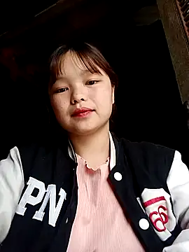 Snapshot of XoiXoi232 chatting on November 20, 2025, 1:06 am XoiXoi232 online show from November 20, 2025, 1:06 am