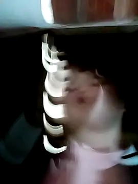 Snapshot of XoiXoi232 chatting on November 21, 2025, 1:48 am XoiXoi232 online show from November 21, 2025, 1:48 am