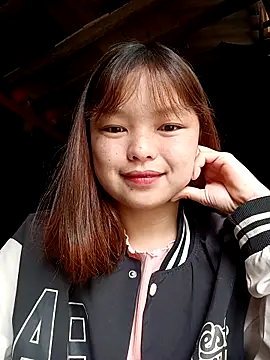 Snapshot of XoiXoi232 chatting on October 26, 2025, 1:39 am XoiXoi232 online show from October 26, 2025, 1:39 am