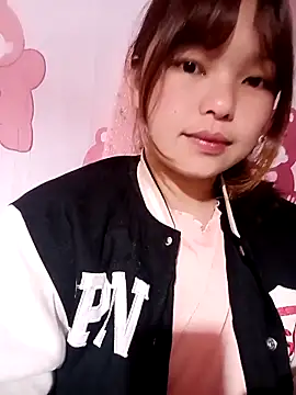 Snapshot of XoiXoi232 chatting on November 19, 2025, 12:54 am XoiXoi232 online show from November 19, 2025, 12:54 am