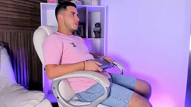 Axel grey  online show from December 2, 2025, 12:18 pm