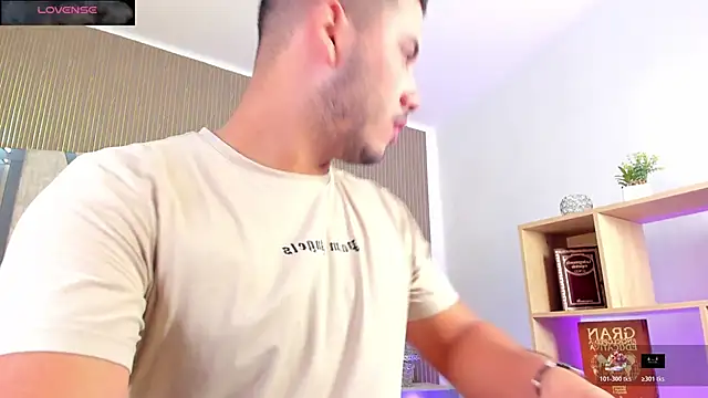 Axel grey  online show from March 21, 2026, 12:31 pm