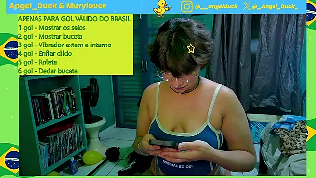 Snapshot of Angel_Duck chatting on June 24, 2026, 9:45 pm Angel Duck online show from June 24, 2026, 9:45 pm