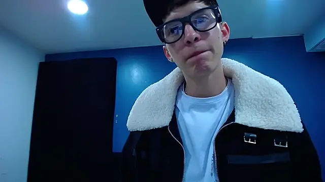 Jheampiiero online show from October 24, 2025, 1:43 pm