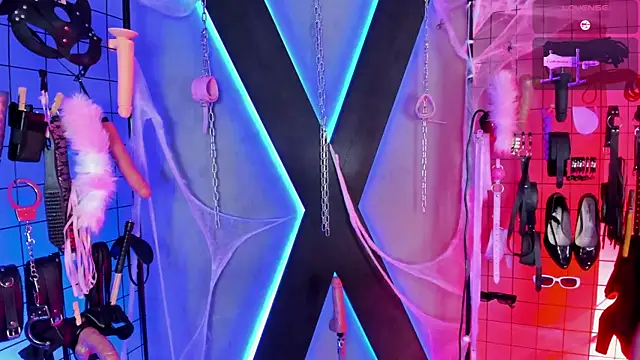 VictoryaLiah BDSM online show from October 22, 2025, 10:47 am