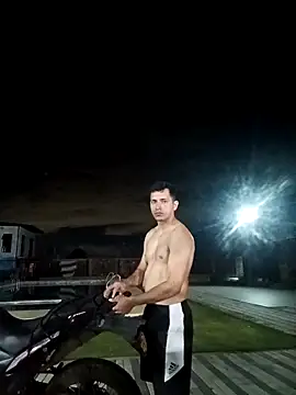 turcosexoactivo online show from April 7, 2026, 11:39 pm