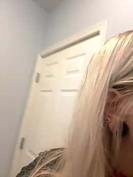 Paige Turner online show from October 18, 2025, 9:44 am