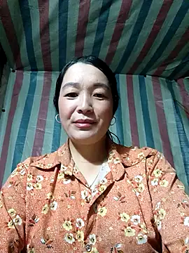 Bliss rose online show from November 1, 2025, 2:07 am