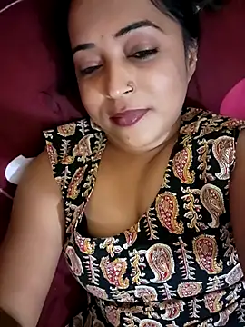 Hotbhabi305 online show from January 18, 2026, 6:55 pm