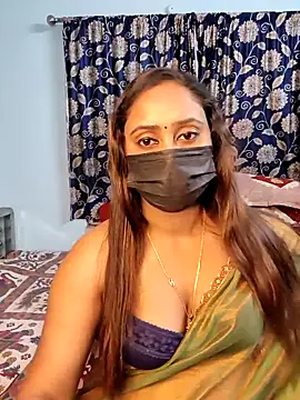 Cute-lusi online show from February 25, 2026, 8:08 pm